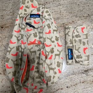 Kavu Kids Sling and Wallet Set in Beige with Coral and Olive Animal Print